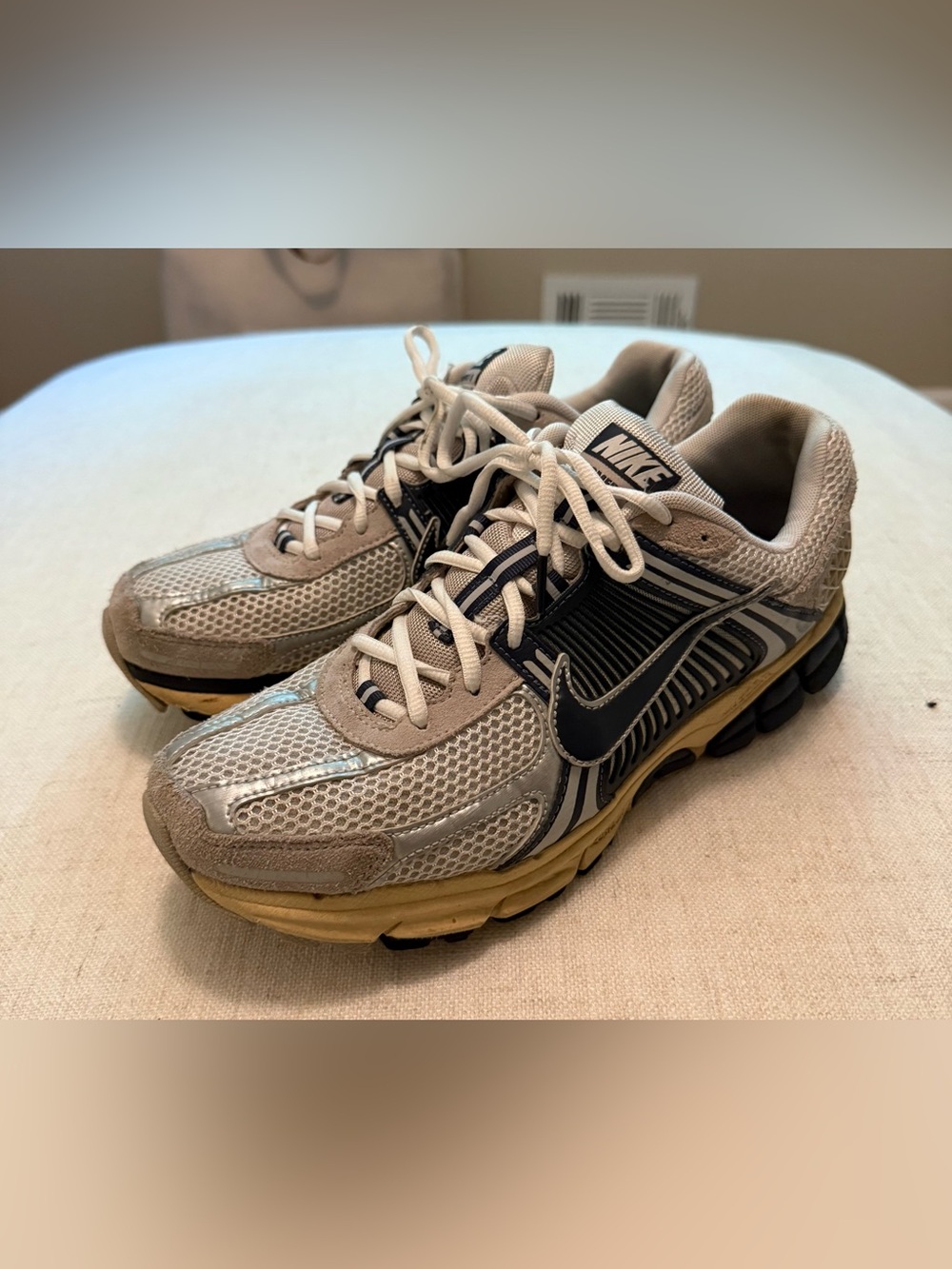 Nike Vomero 5 sneakers